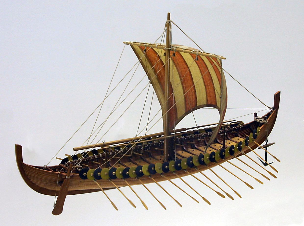Gokstad-ship-model_wikimedia