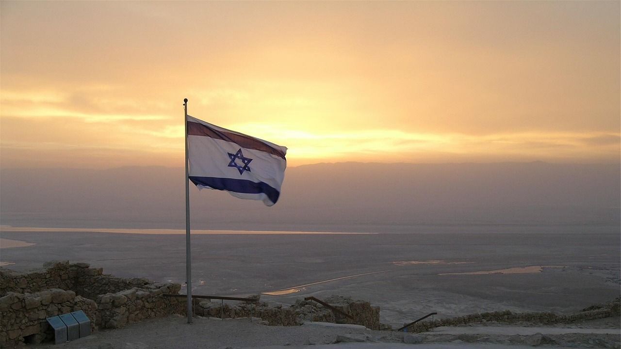 Vlag Israël (Afbeelding van Eduardo Castro via Pixabay)